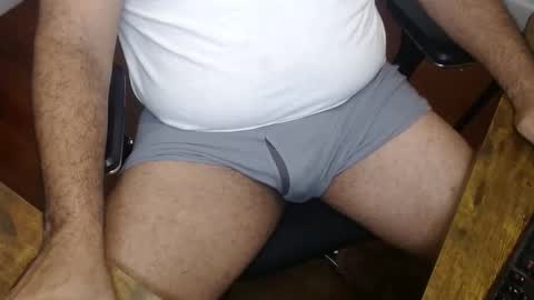 Snapshot of gato27cam chatting on November 11, 5:07 am Marco online show from November 11, 5:07 am