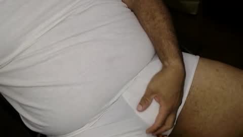 Snapshot of gato27cam chatting on January 15, 11:48 am Marco online show from January 15, 11:48 am