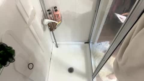 Snapshot of gato3030 chatting on November 3, 9:27 pm gato3030 online show from November 3, 9:27 pm