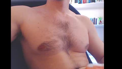 Snapshot of gatosarado23 chatting on June 8, 3:12 pm gatosarado23 online show from June 8, 3:12 pm