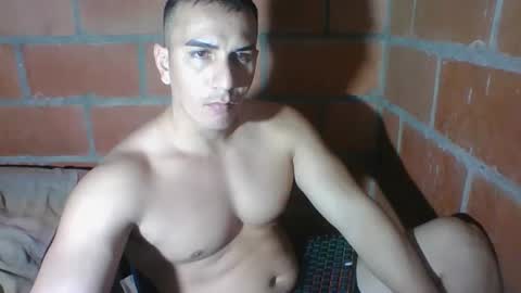 gattitosexy_95 online show from December 16, 7:30 pm