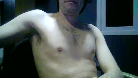 Snapshot of gauchors21 chatting on October 19, 2:45 am gauchors21 online show from October 19, 2:45 am