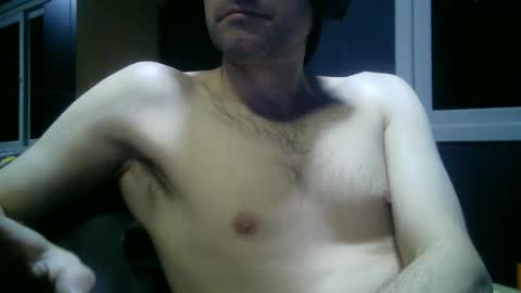 Snapshot of gauchors21 chatting on May 18, 2:40 am gauchors21 online show from May 18, 2:40 am