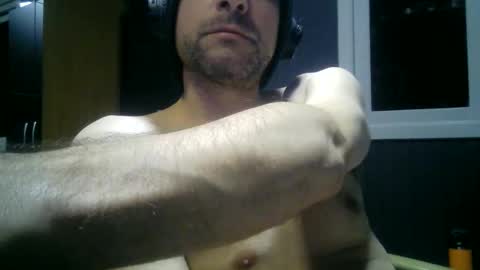 Snapshot of gauchors21 chatting on May 29, 2:42 am gauchors21 online show from May 29, 2:42 am