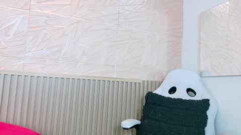 gaviluc_ online show from May 29, 11:30 am