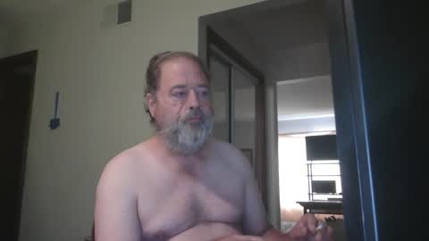 Snapshot of gavineverett3 chatting on October 11, 8:18 pm gavineverett3 online show from October 11, 8:18 pm