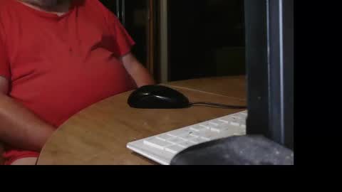 Snapshot of gavineverett3 chatting on October 14, 12:55 am gavineverett3 online show from October 14, 12:55 am
