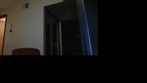 Snapshot of gavineverett3 chatting on October 16, 4:35 am gavineverett3 online show from October 16, 4:35 am