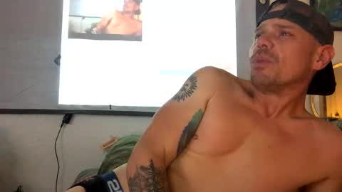 Snapshot of gay4a_day chatting on January 30, 7:18 am Curious online show from January 30, 7:18 am