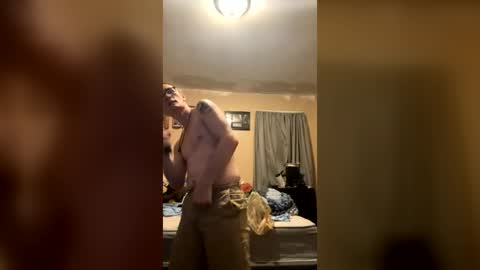 gay_333 online show from July 2, 1:38 am
