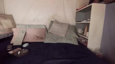 Snapshot of gayrobbin chatting on October 30, 10:27 am gayrobbin online show from October 30, 10:27 am