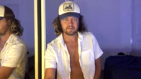 gcsurfer81 online show from March 16, 8:29 am