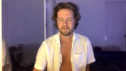 gcsurfer81 online show from April 8, 8:58 am