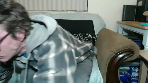 Snapshot of gdanch chatting on January 8, 1:53 am G online show from January 8, 1:53 am