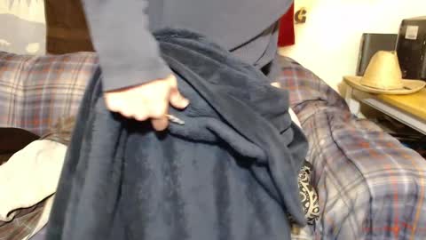 Snapshot of gdanch chatting on January 16, 4:18 pm G online show from January 16, 4:18 pm