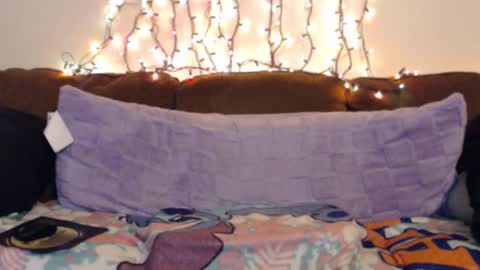 Snapshot of gdanch chatting on November 17, 3:34 am G online show from November 17, 3:34 am