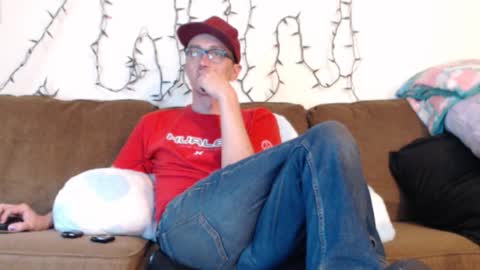 Snapshot of gdanch chatting on November 28, 8:55 pm G online show from November 28, 8:55 pm