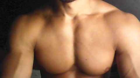 Snapshot of gecko946915 chatting on July 18, 9:18 pm Gecko946915 online show from July 18, 9:18 pm