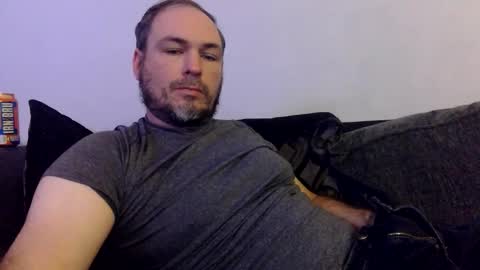 Snapshot of geddes4 chatting on October 25, 11:10 pm SIR online show from October 25, 11:10 pm