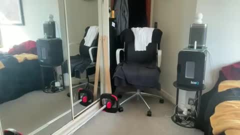 Mysteryman777 online show from April 2, 3:42 pm