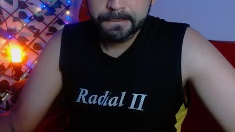 Snapshot of geeklatin88 chatting on November 5, 10:15 am geeklatin88 online show from November 5, 10:15 am