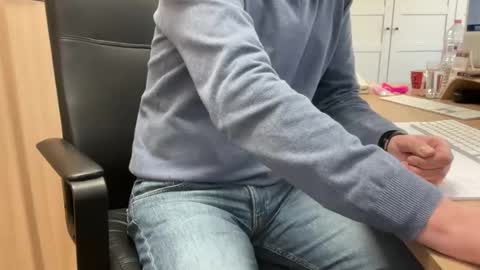 Snapshot of geertjem chatting on March 3, 12:27 pm geertjem online show from March 3, 12:27 pm