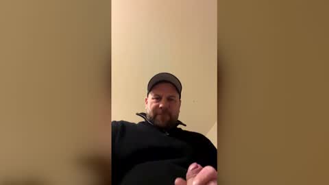 Snapshot of geilo527276 chatting on February 1, 11:31 am geilo527276 online show from February 1, 11:31 am