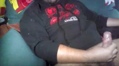 Snapshot of geiser091 chatting on October 17, 7:44 am geiser091 online show from October 17, 7:44 am