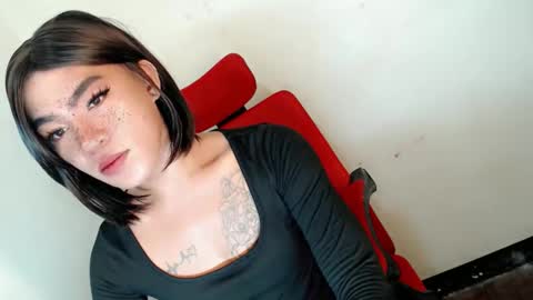 Snapshot of gelluxxx chatting on May 18, 11:21 pm gelo online show from May 18, 11:21 pm