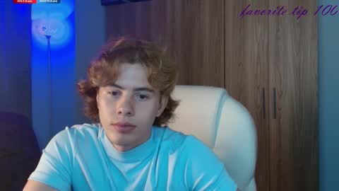 Snapshot of gemdominus chatting on May 10, 3:01 am Gem Dominus online show from May 10, 3:01 am