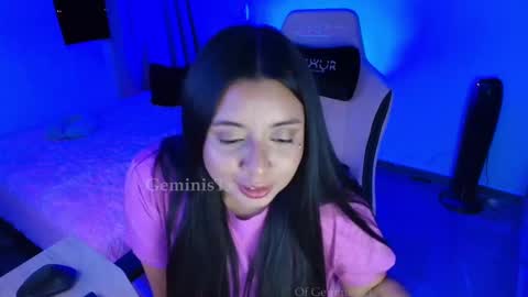 Snapshot of geminis11 chatting on January 23, 12:14 am geminis11 online show from January 23, 12:14 am