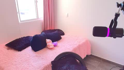 geminis11 online show from February 18, 7:21 pm