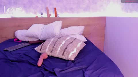 geminis muentes online show from January 21, 6:11 am