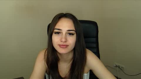 Gemma online show from November 13, 1:10 pm