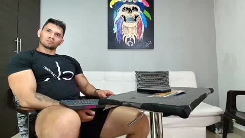 gendersonfit online show from February 7, 9:15 pm