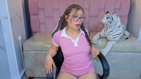 genesis_b_ online show from March 4, 8:04 pm