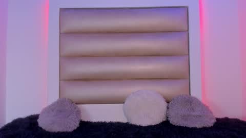 genesis_js online show from March 15, 1:11 am