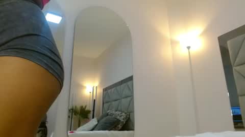 Snapshot of genesis_moretz chatting on February 21, 2:34 am GENESIS online show from February 21, 2:34 am