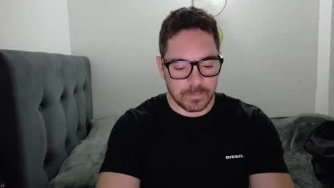 genesis_wb online show from February 11, 2:49 am