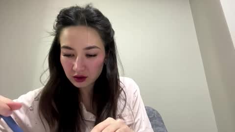 Snapshot of genesissantacruz chatting on February 24, 3:54 pm Mulan online show from February 24, 3:54 pm