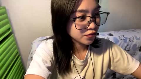 Yuki online show from February 13, 1:29 pm