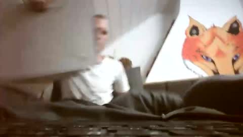 Snapshot of gentle_julian chatting on March 16, 9:46 am gentle_julian online show from March 16, 9:46 am