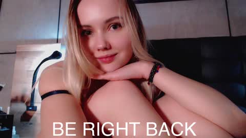 Snapshot of gentleflower23 chatting on December 2, 1:14 am Tanya online show from December 2, 1:14 am