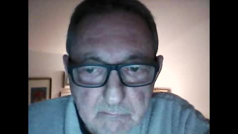 Snapshot of georg1412 chatting on March 10, 6:24 pm georg1412 online show from March 10, 6:24 pm