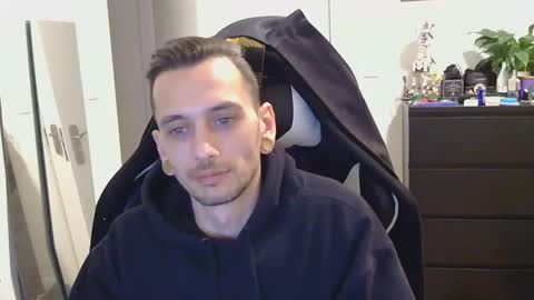 Snapshot of georgek0011 chatting on November 20, 3:39 am georgek0011 online show from November 20, 3:39 am