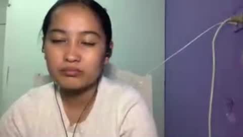 Snapshot of georgianahelble chatting on March 25, 10:21 am Emma online show from March 25, 10:21 am