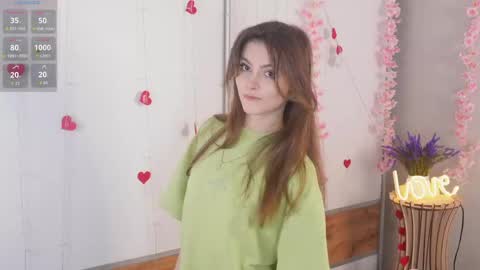 Snapshot of georgiannahearn chatting on June 8, 3:07 am May online show from June 8, 3:07 am