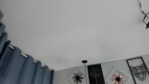 Snapshot of georgina_sensuelle chatting on April 21, 11:05 am Georgina online show from April 21, 11:05 am