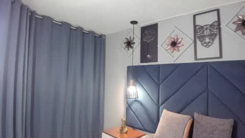 Snapshot of georgina_sensuelle chatting on April 23, 10:58 am Georgina online show from April 23, 10:58 am