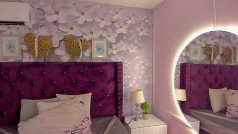 Snapshot of georgina_sensuelle chatting on May 30, 7:00 pm Georgina online show from May 30, 7:00 pm